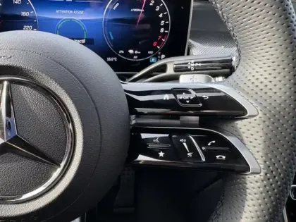 Photo 16 Mercedes Classe GLC Gén. II (X254) Ph1 AMG Line + 5