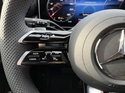 Photo 15 Mercedes Classe GLC Gén. II (X254) Ph1 AMG Line + 5