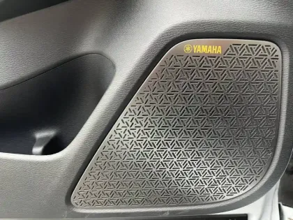 Photo 7 Mitsubishi Outlander 2.4 MIVEC Phev 306 4WD Instyle