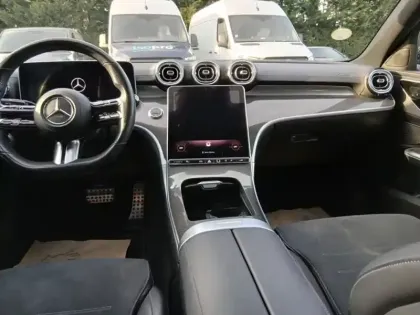 Photo 10 Mercedes Classe C  220 d Berline AMG Lin