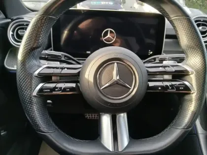 Photo 20 Mercedes Classe C  220 d Berline AMG Lin