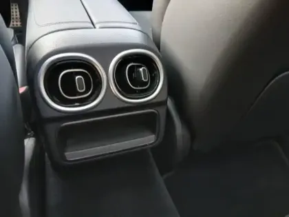 Photo 18 Mercedes Classe C  220 d Berline AMG Lin