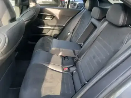 Photo 17 Mercedes Classe C  220 d Berline AMG Lin