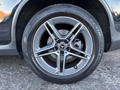 Photo 13 Mercedes Classe GLC GLC 220 d 4MATIC Coupé AMG Lin