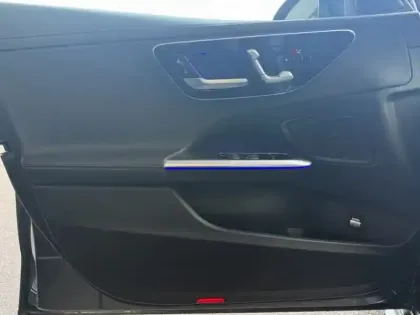 Photo 20 Mercedes Classe C 220 d Berline AMG Line