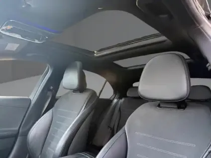 Photo 15 Mercedes Classe C 220 d Berline AMG Line