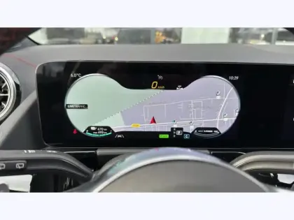 Photo 36 Mercedes EQA Gén. I (H243) Ph1 AMG Line 5