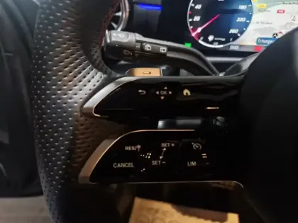 Photo 16 Mercedes Classe A 180 d AMG Line