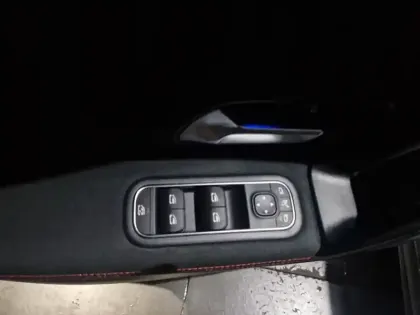 Photo 7 Mercedes Classe A 180 d AMG Line