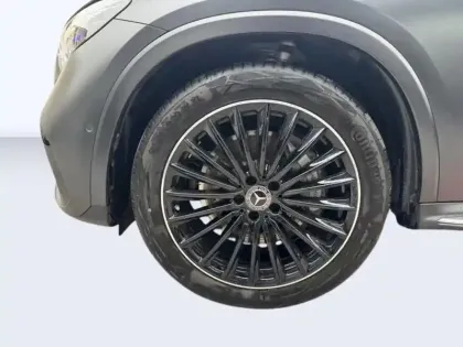 Photo 10 Mercedes Classe GLC Gén. II (X254) Ph1 AMG Line 5