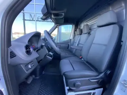 Photo 11 Mercedes Sprinter 317 CDI Boite Auto 37S 12m3