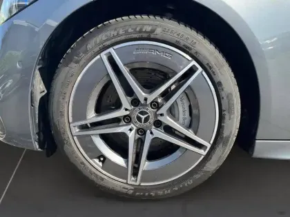 Photo 6 Mercedes Classe C  300 e Hybrid EQ Berli