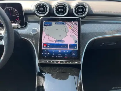 Photo 18 Mercedes Classe C  300 e Hybrid EQ Berli