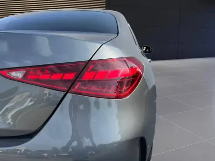 Photo 10 Mercedes Classe C  300 e Hybrid EQ Berli