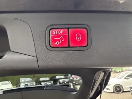 Photo 17 Mercedes Classe GLC GLC 300e 4MATIC SUV AMG Line