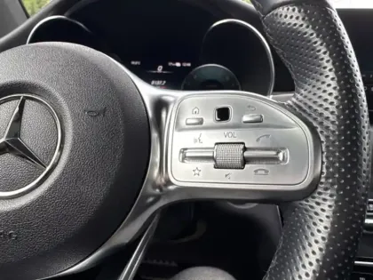 Photo 19 Mercedes Classe GLC GLC 300e 4MATIC SUV AMG Line