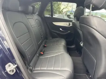 Photo 20 Mercedes Classe GLC GLC 300e 4MATIC SUV AMG Line