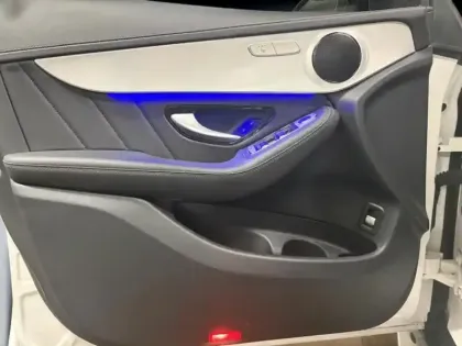 Photo 16 Mercedes Classe GLC 300de 4MATIC Business Line