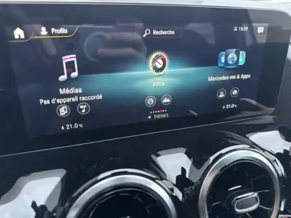 Photo 16 Mercedes GLA 220 d 4MATIC AMG Line