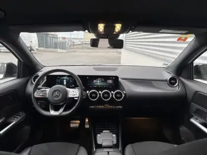 Photo 12 Mercedes GLA 220 d 4MATIC AMG Line