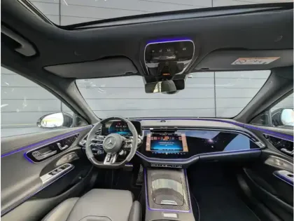 Photo 10 Mercedes Classe E E 53 HYBRID 4MATIC+ Berline