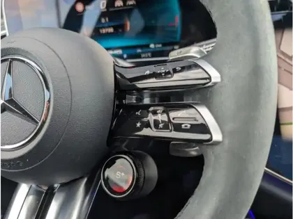 Photo 19 Mercedes Classe E E 53 HYBRID 4MATIC+ Berline