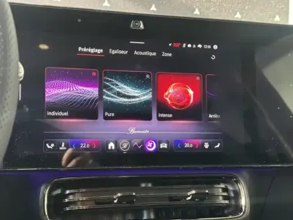 Photo 15 Mercedes CLA  350 4MATIC avec technologi