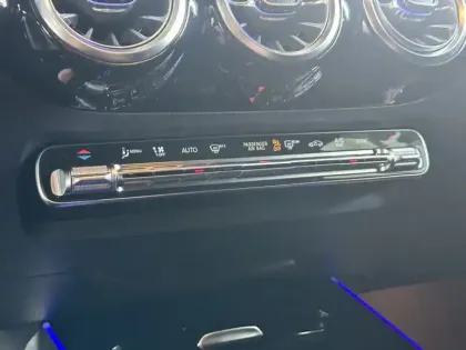 Photo 22 Mercedes GLA Gén. II (H247) Ph1 AMG Line 5