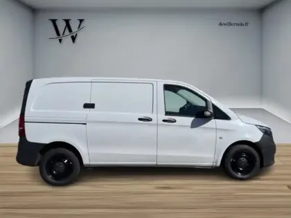 Photo 5 Mercedes Vito 116 CDI Fourgon Compact 9G-Tro