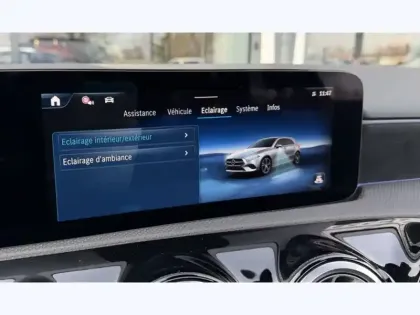 Photo 10 Mercedes Classe A 200 d AMG Line