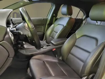 Photo 16 Mercedes Classe A LEDS   CAMERA   CUIR ET SIMILI