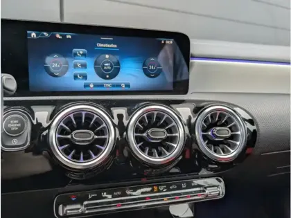 Photo 17 Mercedes CLA 200 d 