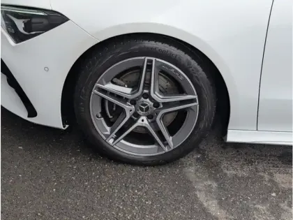 Photo 11 Mercedes CLA 200 d 