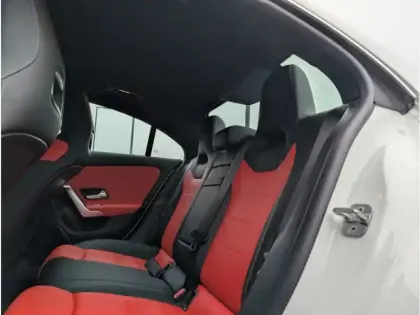 Photo 24 Mercedes CLA 200 d 