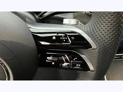 Photo 5 Mercedes Classe GLC GLC 220 d 4MATIC AMG Line