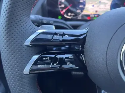 Photo 15 Mercedes GLA 250 e Hybrid EQ AMG Line