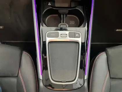 Photo 20 Mercedes GLB Gén. I (X247) Ph2 AMG Line 5