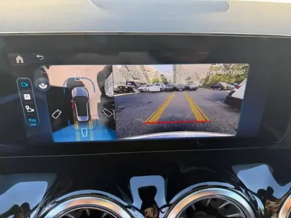 Photo 7 Mercedes GLA 200 d AMG Line