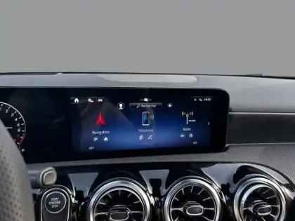 Photo 11 Mercedes Classe A 250 e Hybrid EQ AMG Line