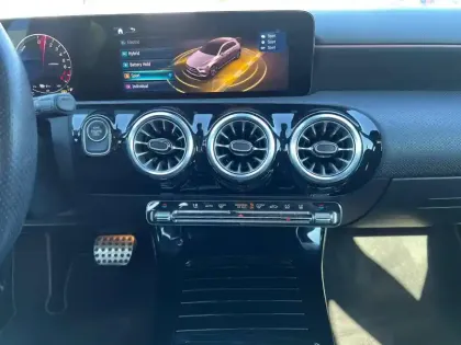 Photo 22 Mercedes Classe A Gén. IV (W177) Ph2 AMG Line 5