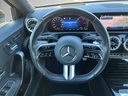 Photo 13 Mercedes Classe A Gén. IV (W177) Ph2 AMG Line 5