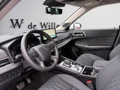 Photo 8 Mitsubishi Outlander Gén. IV Ph1 Instyle 5