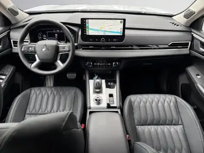 Photo 13 Mitsubishi Outlander Gén. IV Ph1 Instyle 5