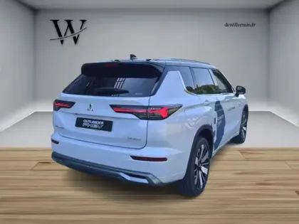 Photo 27 Mitsubishi Outlander 2.4 MIVEC Phev 306 4WD Instyle