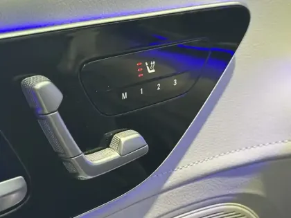 Photo 16 Mercedes Classe E EQE 300 AMG Line