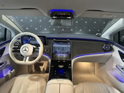 Photo 10 Mercedes Classe E EQE 300 AMG Line