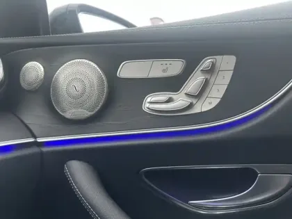 Photo Mercedes Cla Classe E 220 D Amg Line Coupé