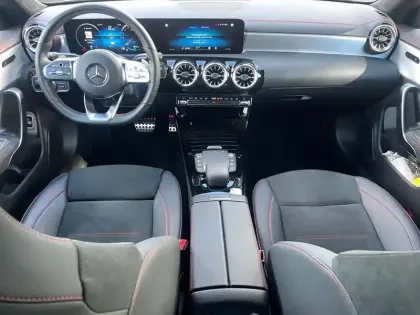 Photo 17 Mercedes CLA  250 e Shooting Brake AMG L