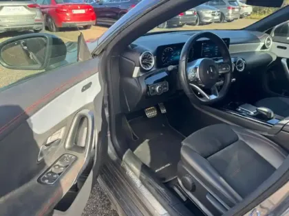 Photo 8 Mercedes CLA  250 e Coupé AMG Line