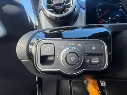 Photo 28 Mercedes CLA  250 e Coupé AMG Line